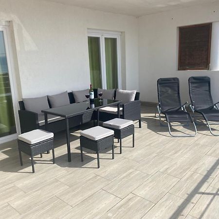 Apartments Novi Vinodolski - Povilska Buitenkant foto