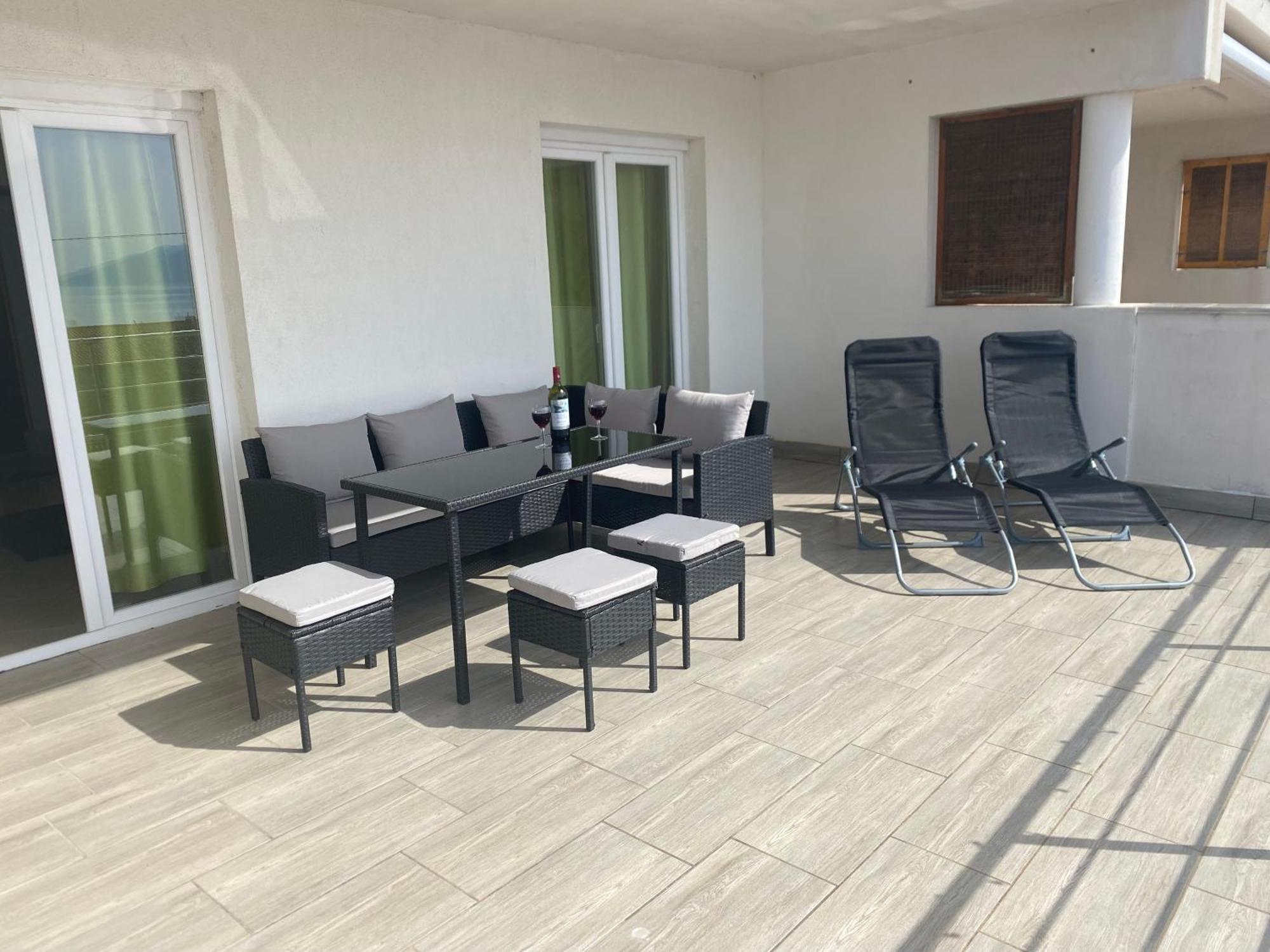 Apartments Novi Vinodolski - Povilska Buitenkant foto